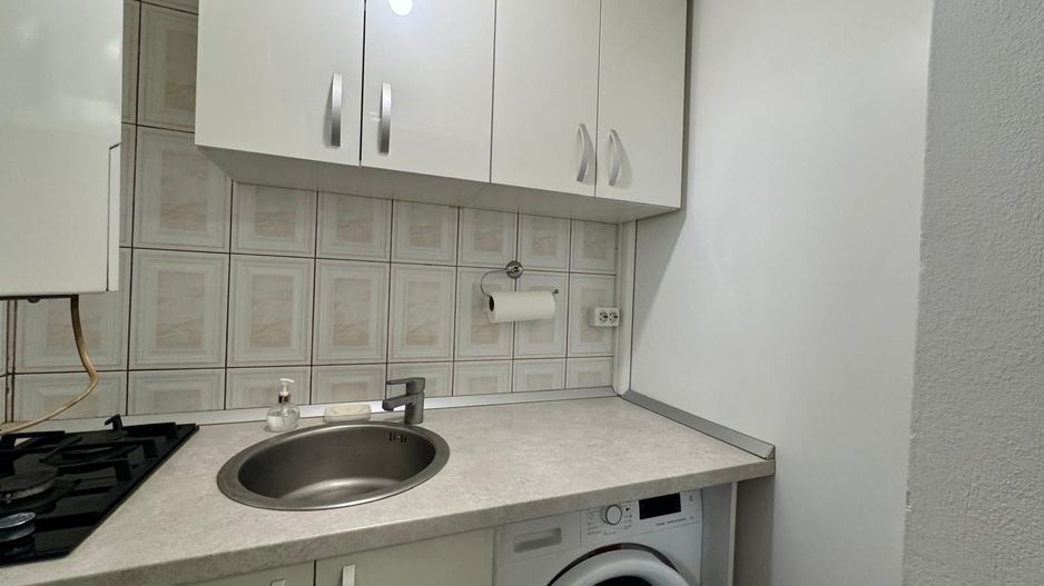 Garsoniera spatioasa situata la parter inalt in Vasile Aaron zona OMV - Poză 5