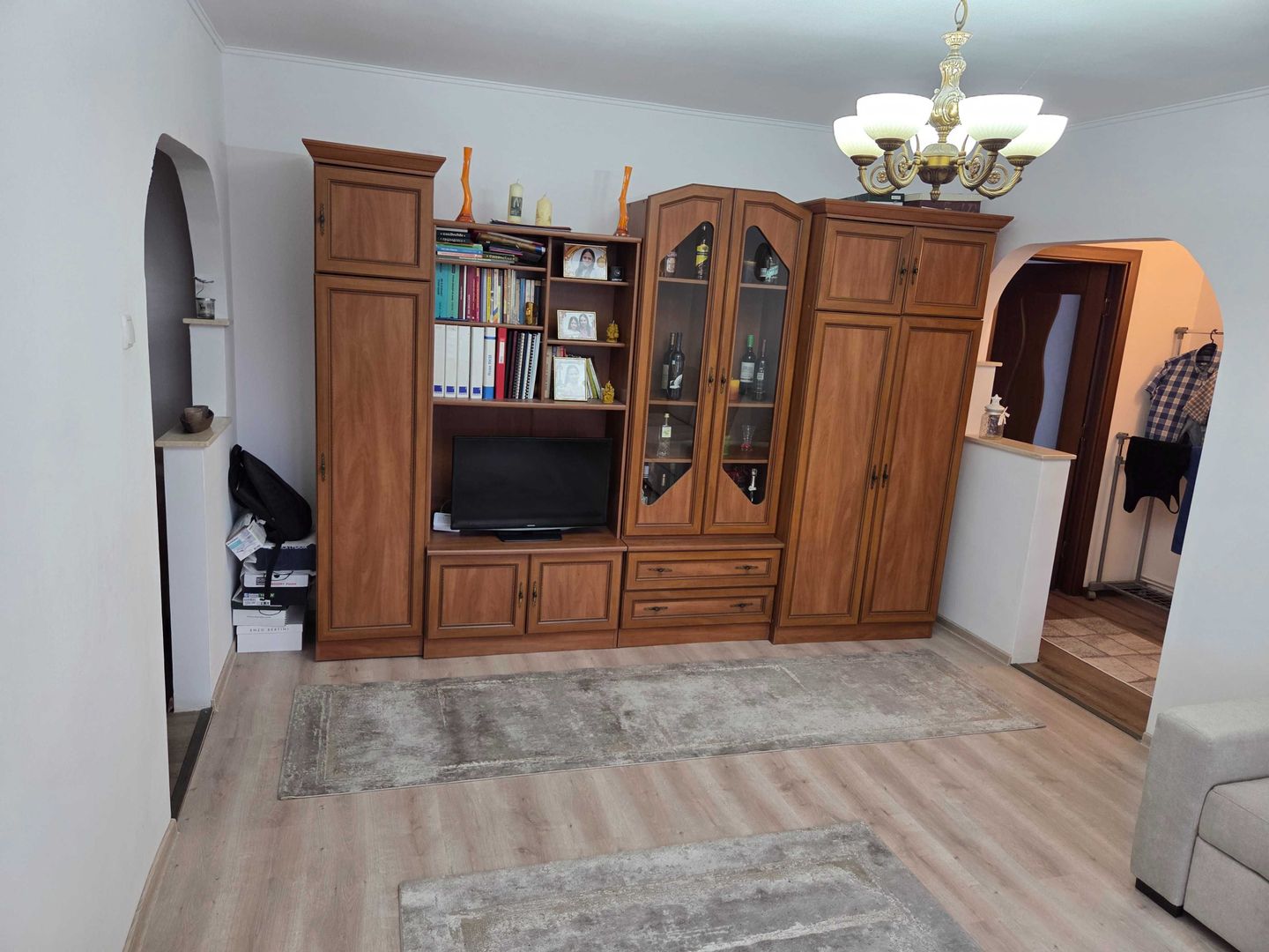 BRASADAS vinde ap 2 cam CARAMIDA etaj 3/4 SOLIDARITĂȚII. - Poză 7