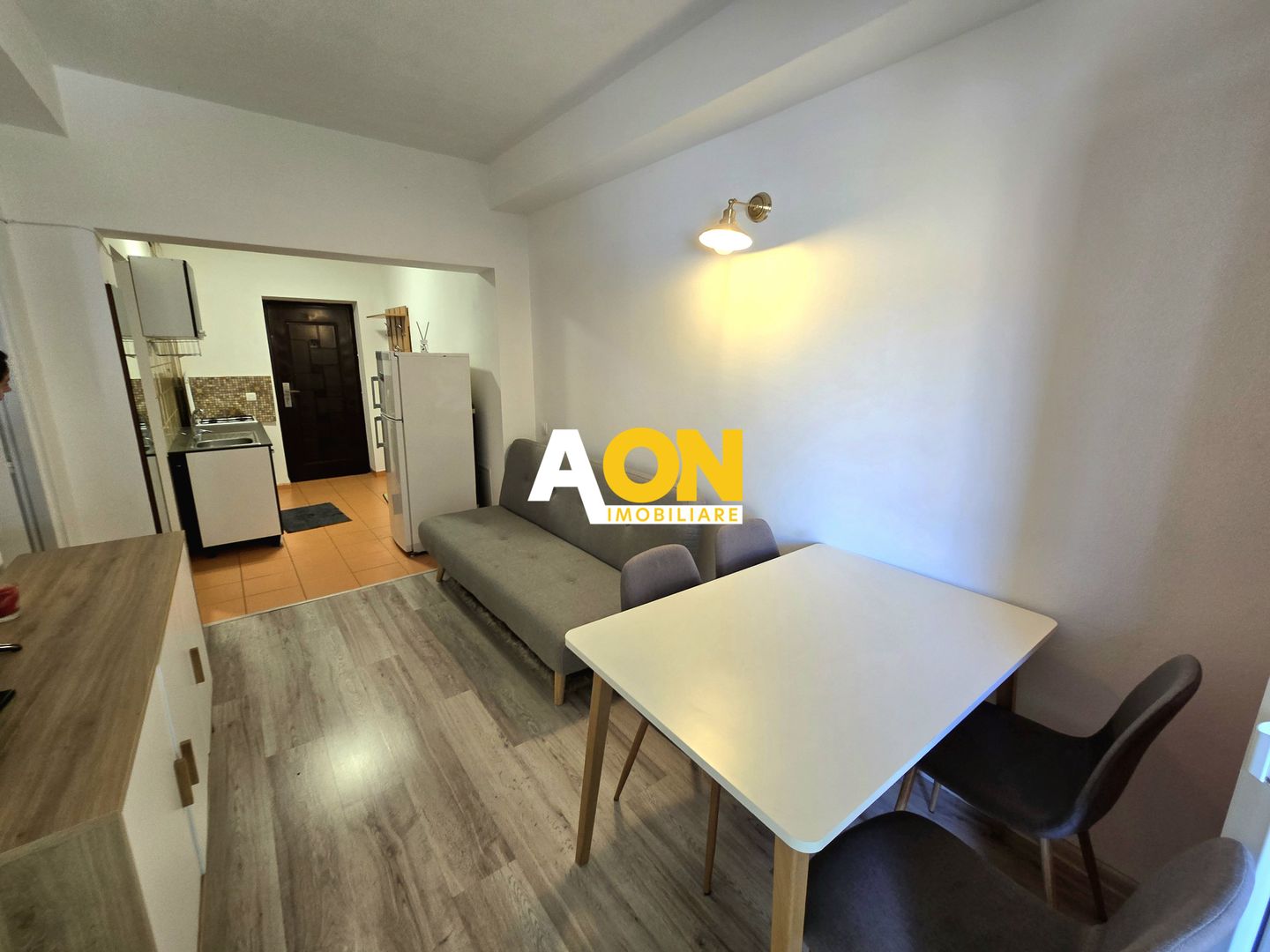 Apartament cu 2 Camere, Zona Piata Cetate - Poză 2