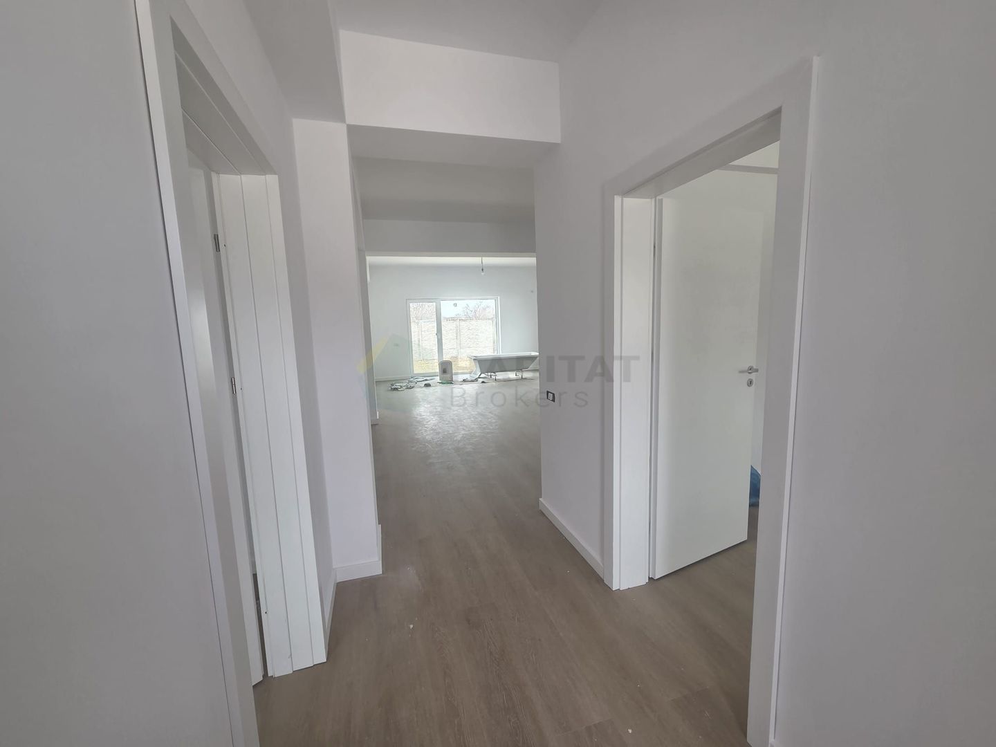 Casă individuală  – Tunari | 130 mp construiți,  teren 396 mp - Poză 2