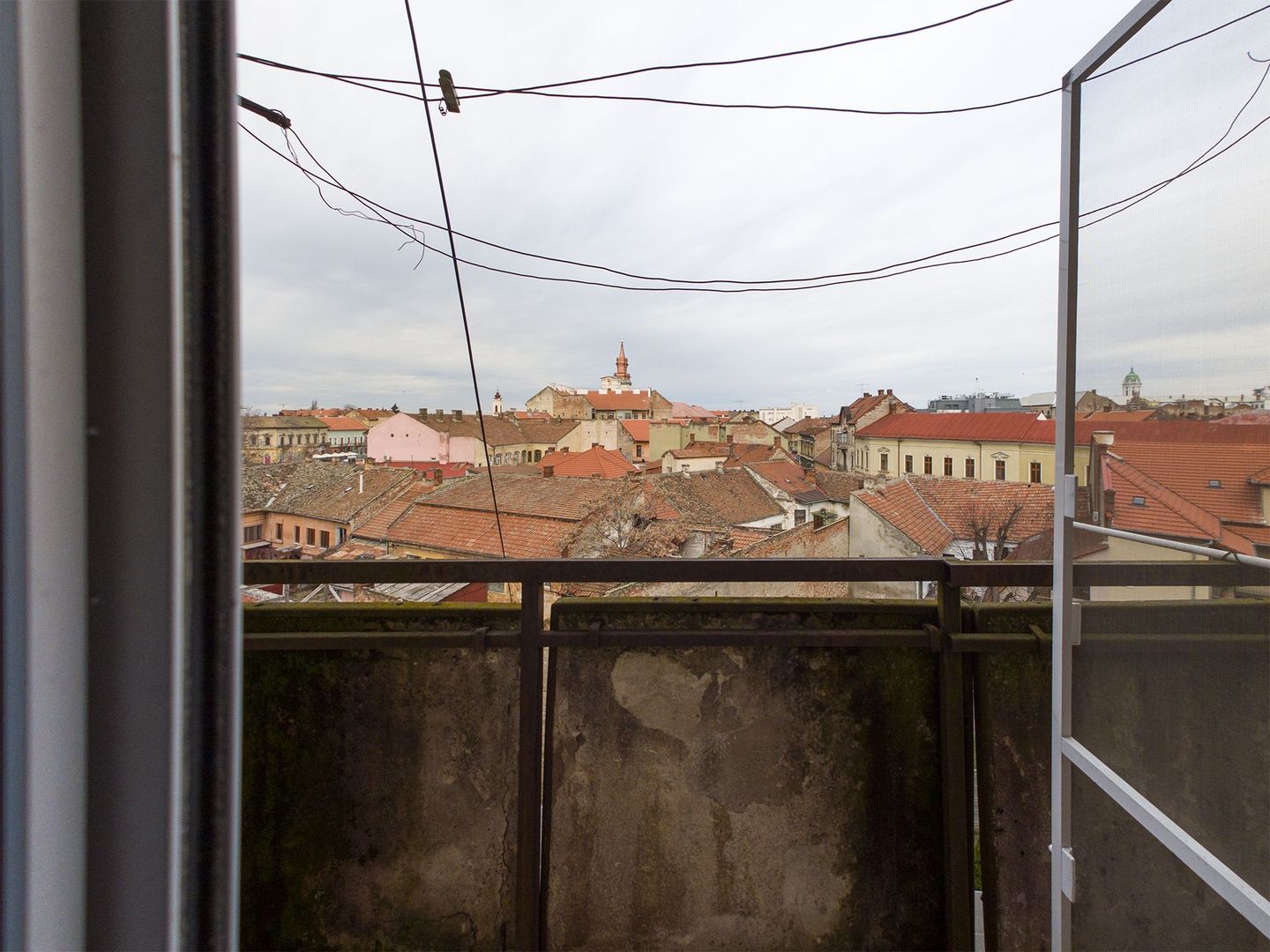 Apartament central cu 4 camere - Poză 11