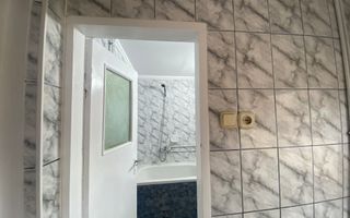 Casa de vanzare, trei camere, Vatra Luminoasa, 215,000 - Poză 9