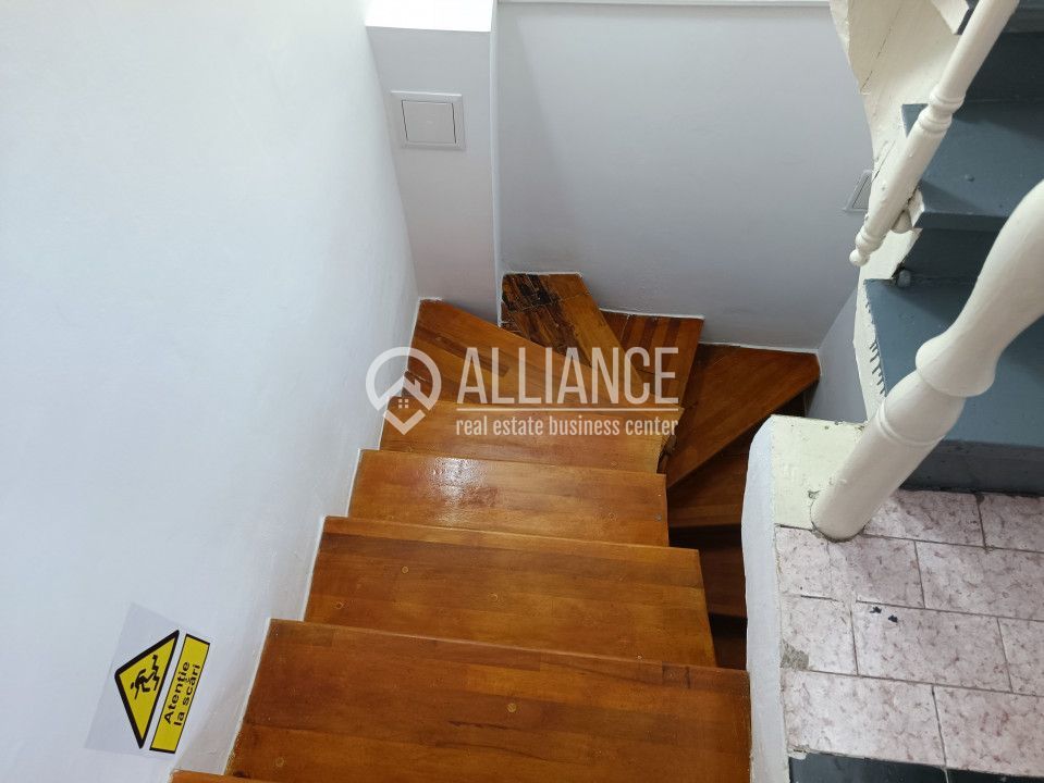 CENTRU SALA SPORTURILOR(COD03)- Casa interbelica si curte generoasa ! - Poză 5