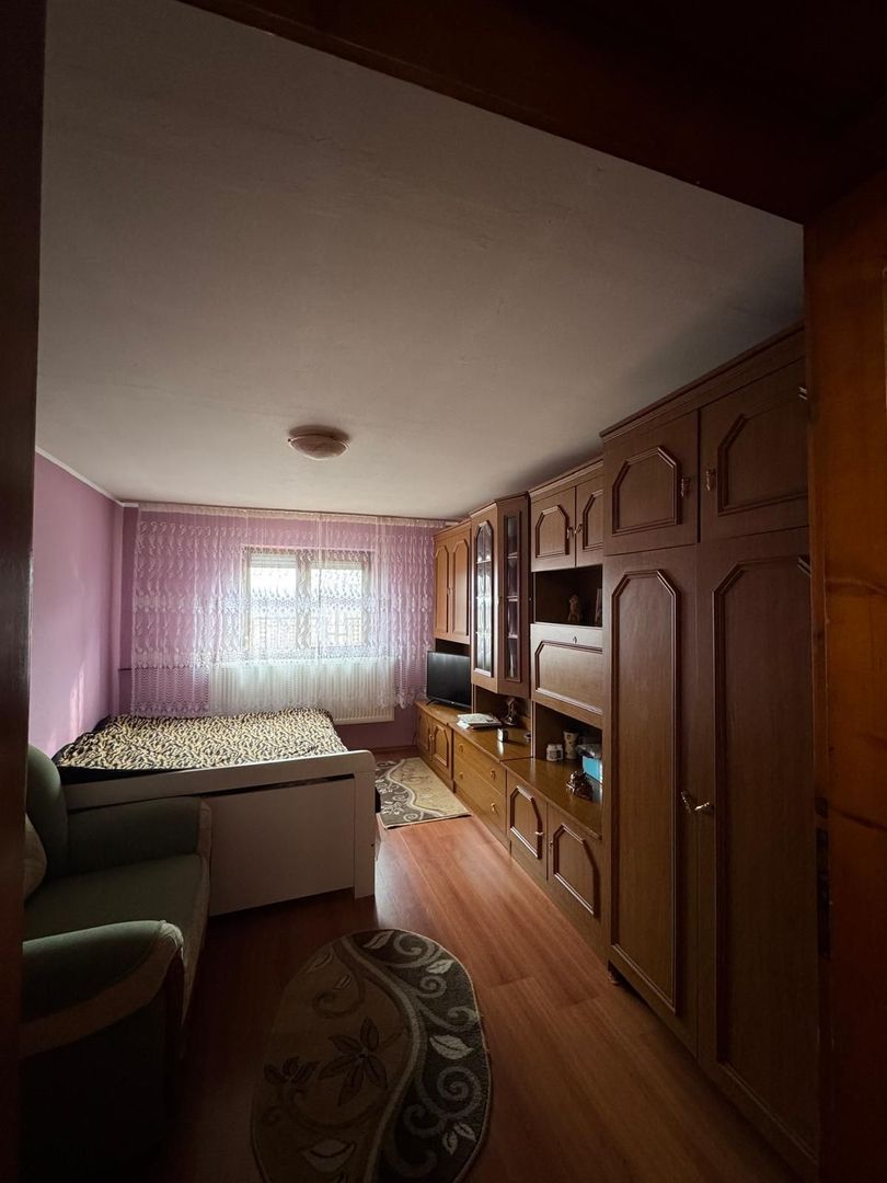 Casa de vanzare zona Sacadat - Poză 3