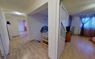 Proprietate pe 2 niveluri, curte individuala si garaj, cartier linistit, Rasnov. - Poză 22