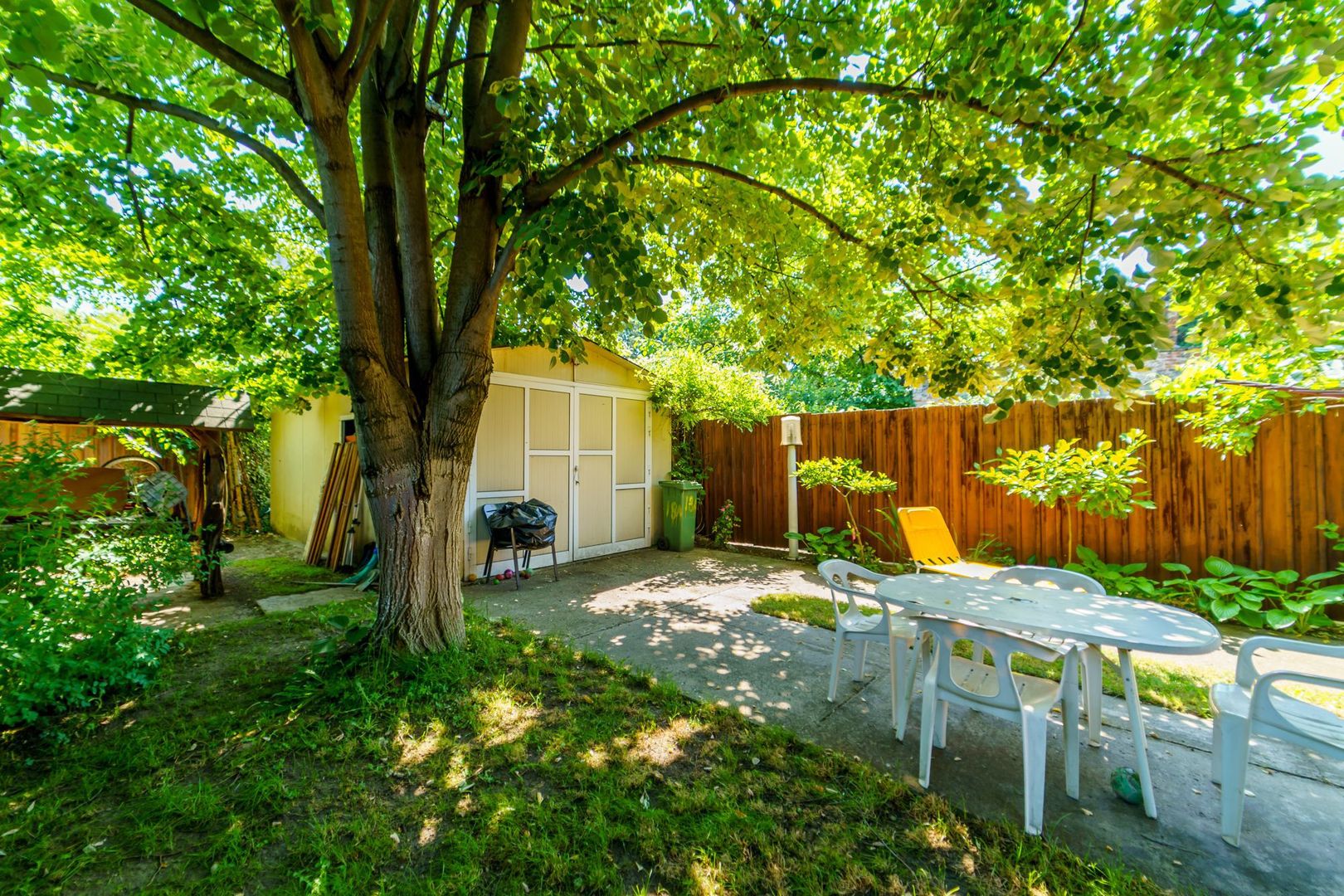 Vilă cu garaj, ultracentral, Arad - Poză 1