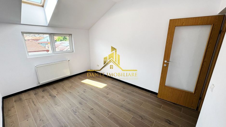 2 camere, decomandat, bloc nou, balcon, parcare, Centru, Comision 0 ! - Poză 4