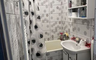 Vand Apartament 2 camere  4/4.  Mobilat si utilat - Poză 4