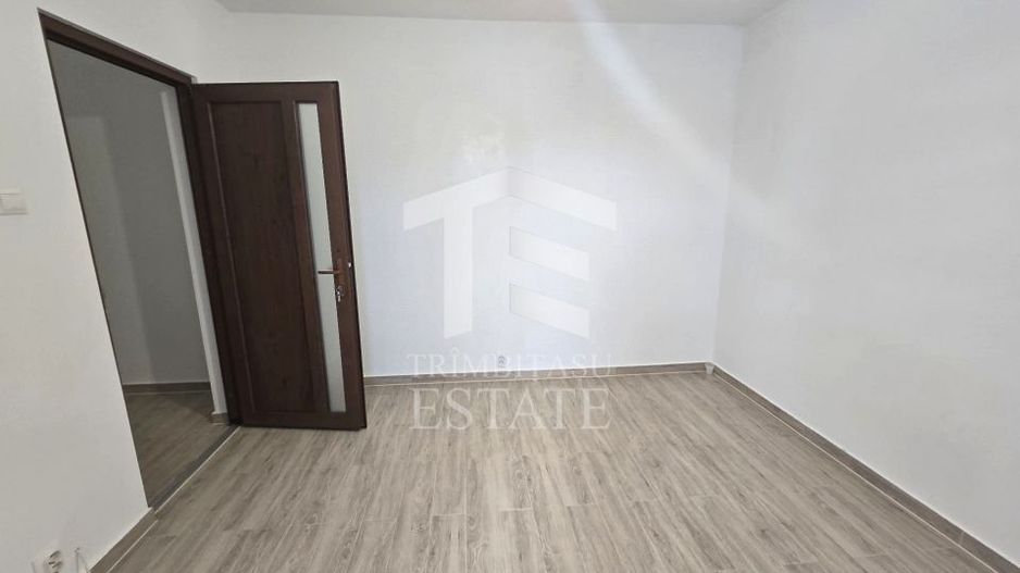 CASA DE CULTURA-Apartament 3 camere de inchiriat. - Poză 11