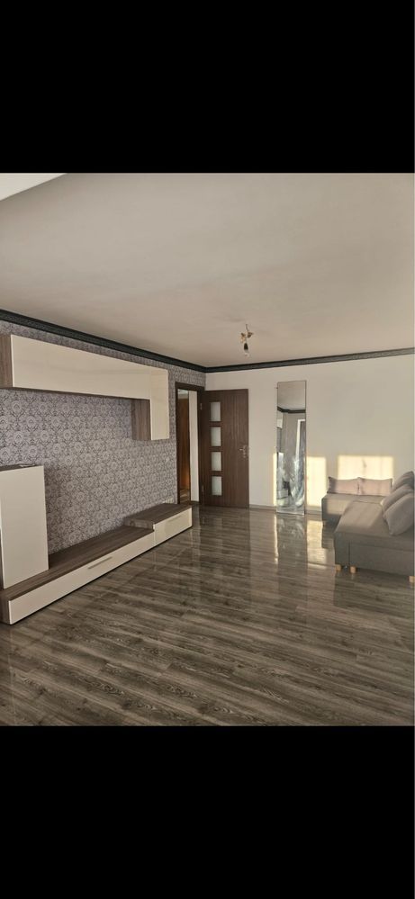 Apartament de vânzare - Poză 3