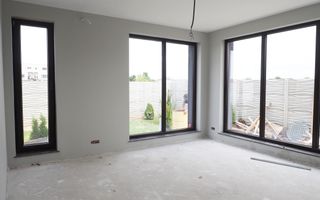 VANZARE CASA INDIVIDUALA-Finisata -Panouri solare-CORBEANCA PADURE - Poză 3