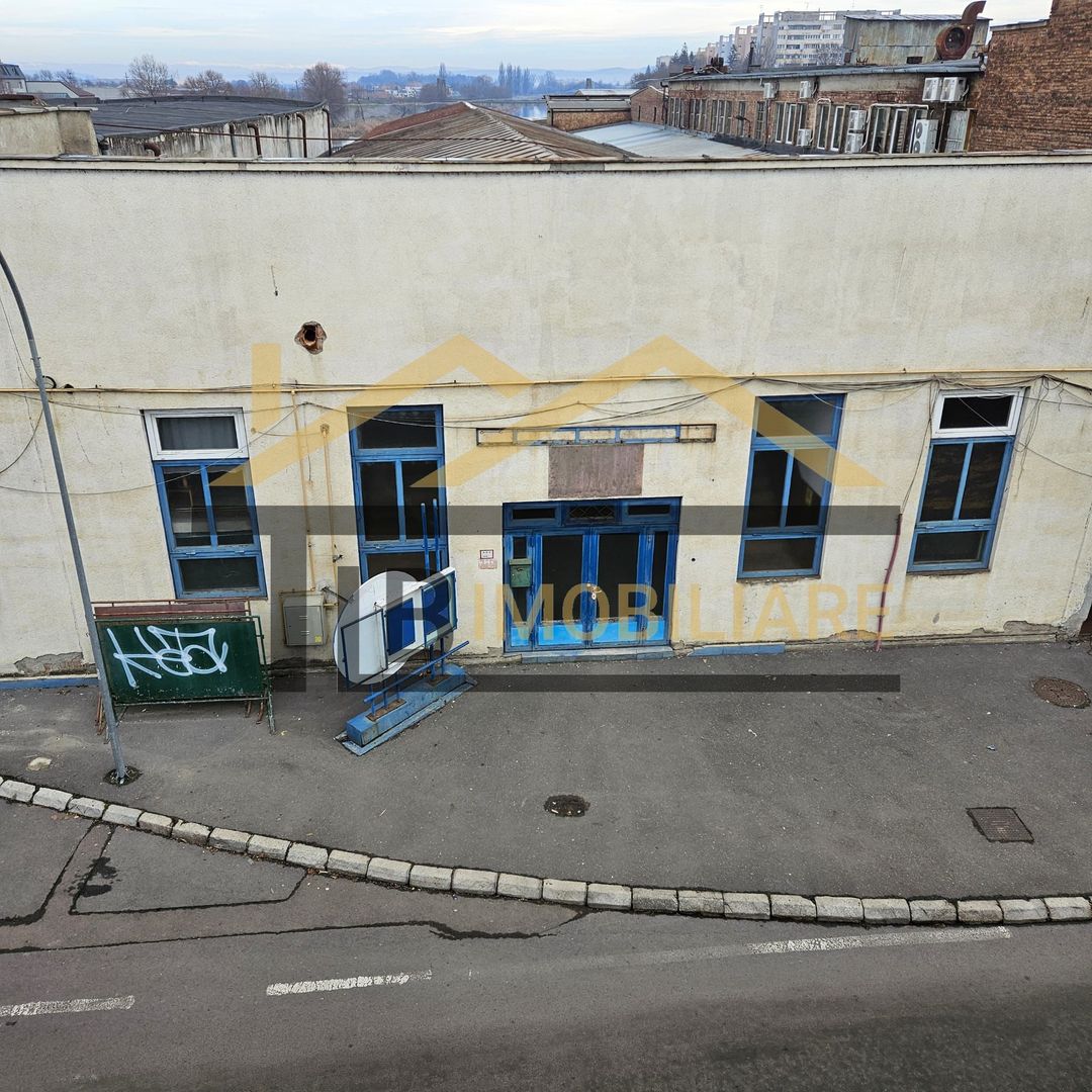 Spatiu de inchiriat, 900mp, Zonă Semi-Centrala, sală de sport/depozit/hală - Poză 2