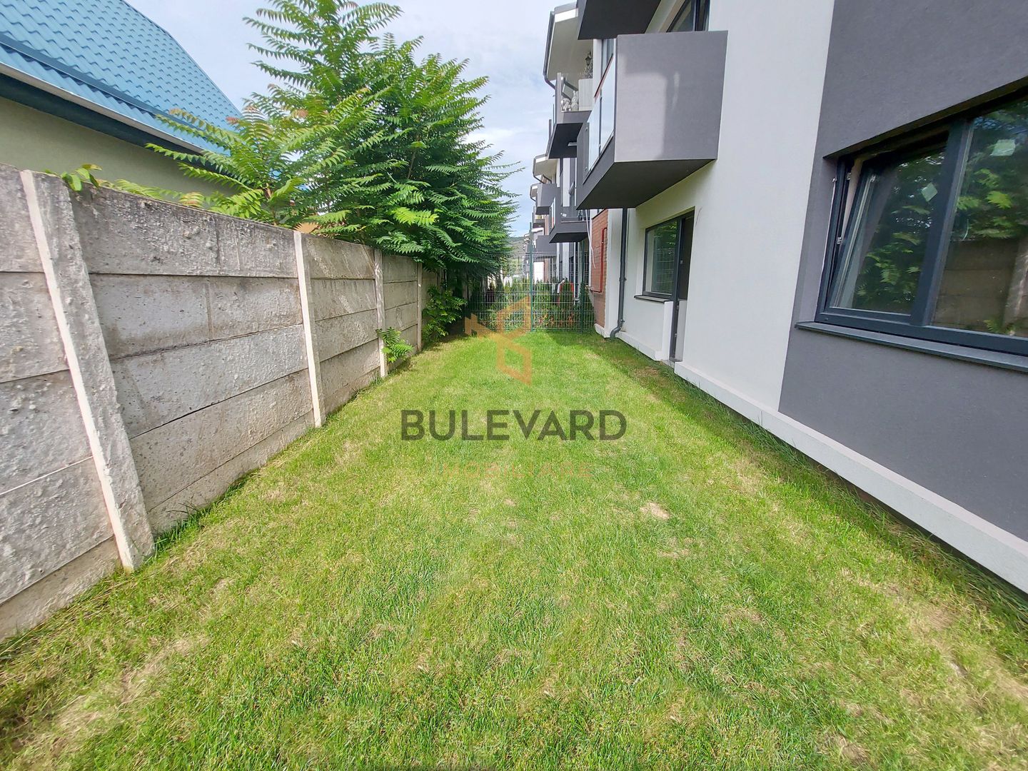 Apartament 2 camere cu gradina de 46 mp si parcare! - Poză 1