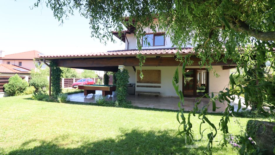 Duplex superb la vanzare, situata intr-o zona aerisita, Buna Ziua! - Poză 1