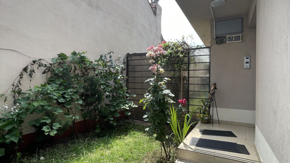 ANDRONACHE - Mentiunii | 3 camere 120mp + terasa 110mp bloc 2009 - Poză 6