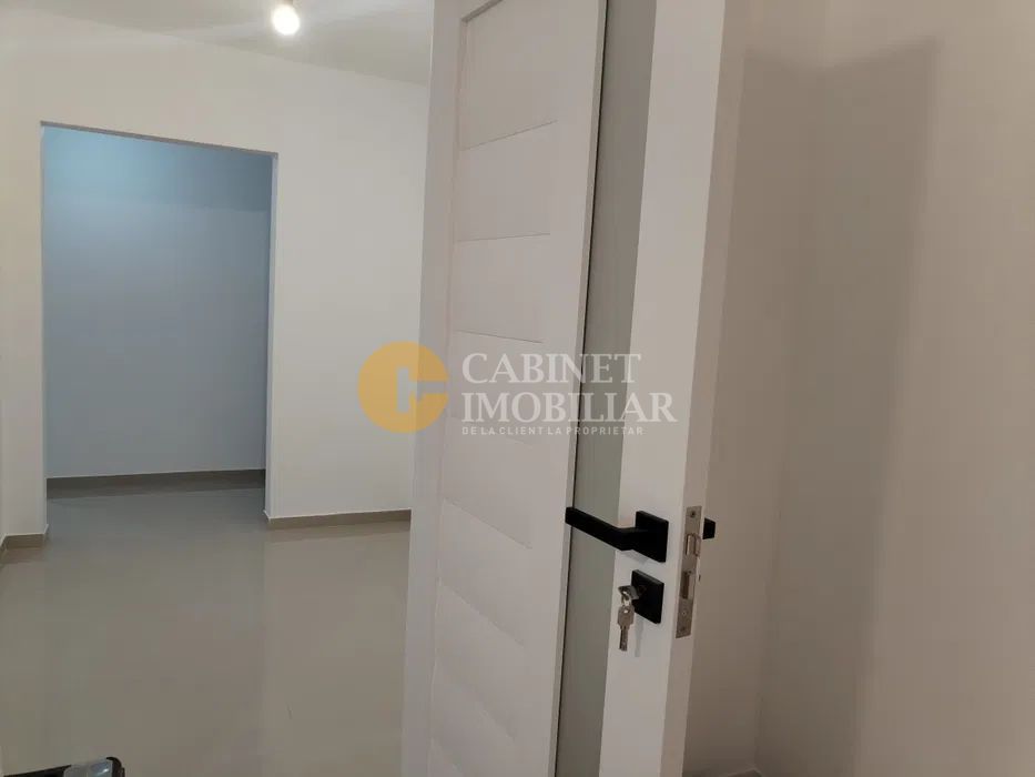 2 Camere Decomandat- Renovat- Rond Zimbru - Poză 3