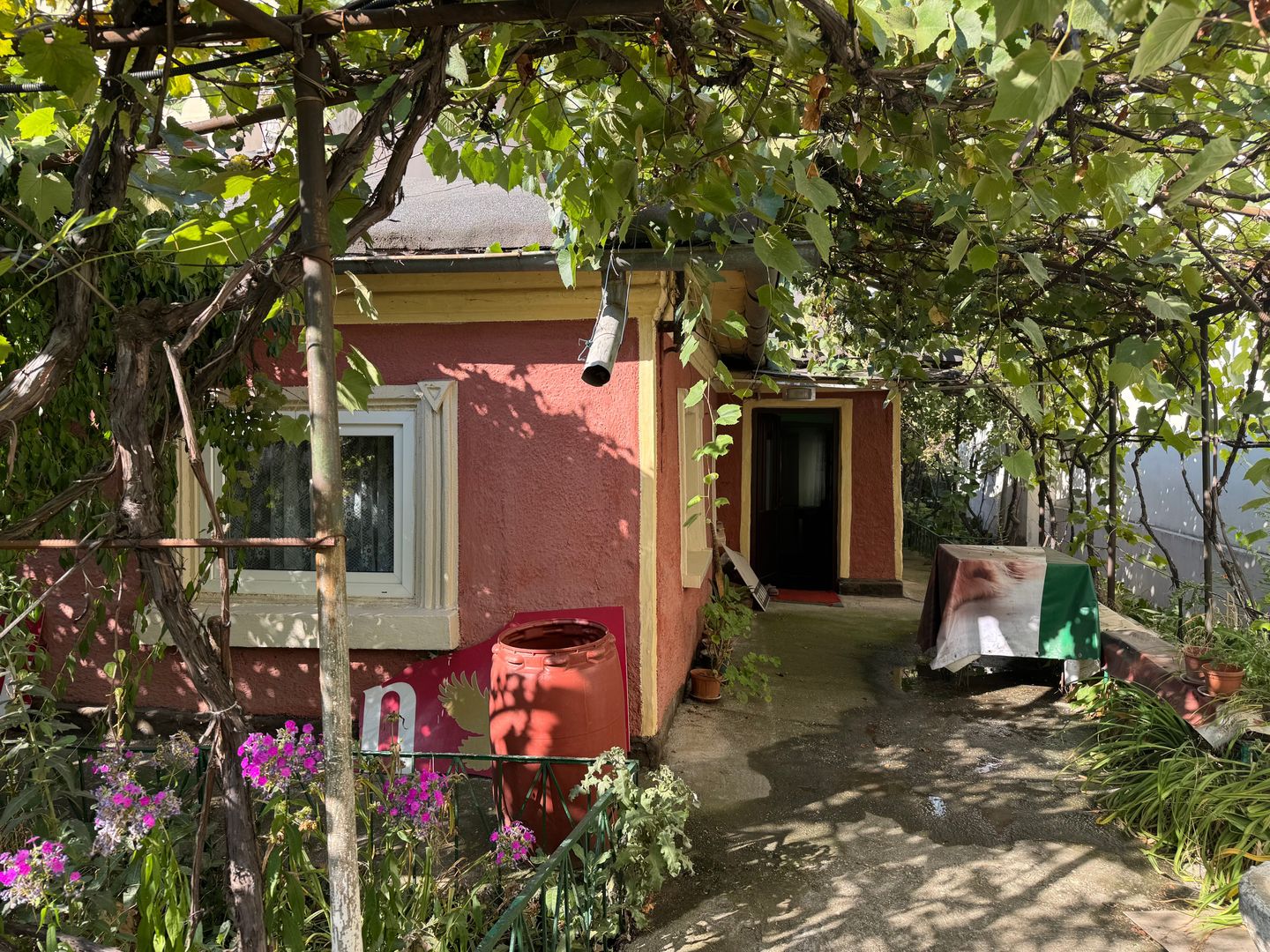 Casa si teren intravilan 512 mp | Bd. Uverturii – zona Cernisoara - Poză 1