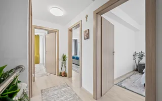 Proprietate premium cu design elegant și multiple upgrade-uri - Poză 19