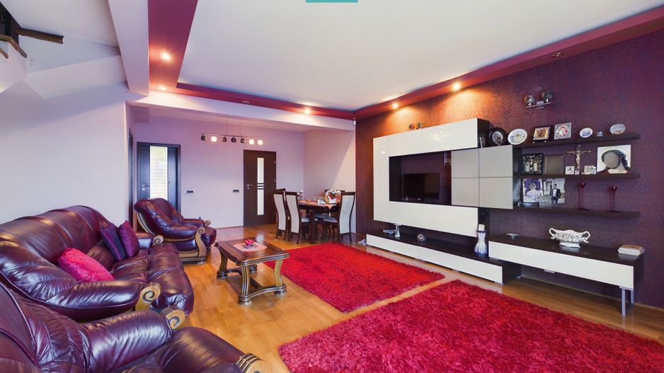 Vilă spațioasă cu 8 camere, Grădiște - Poză 18