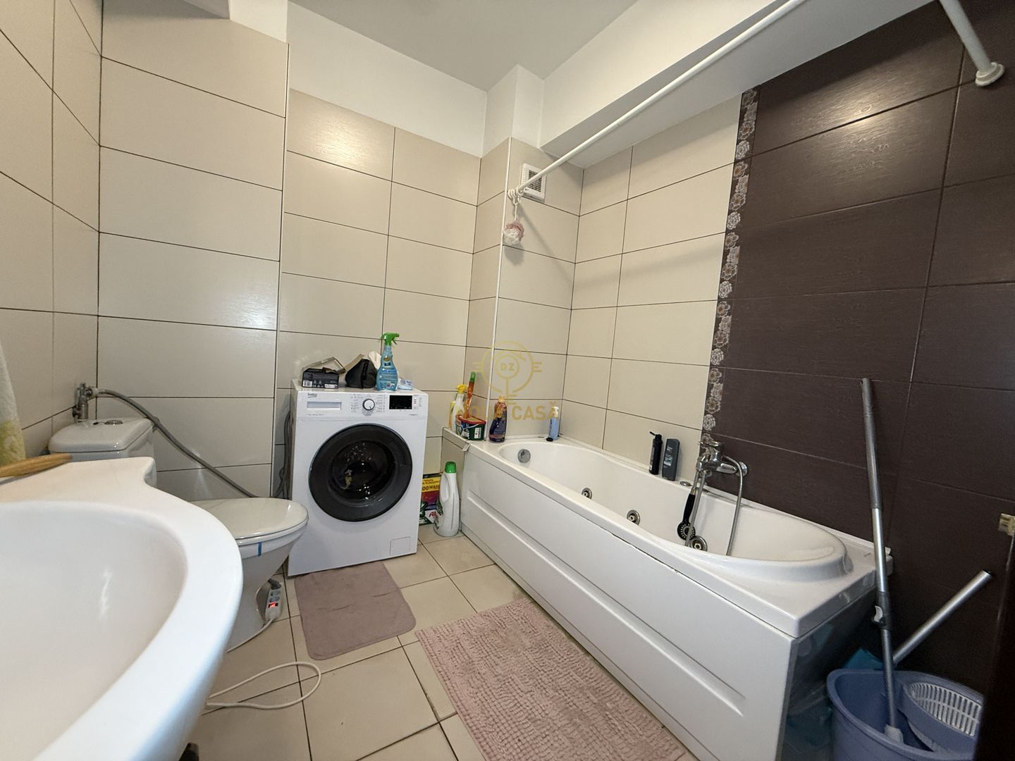De vanzare Apartament 3 Camere 99MP Mobilat/Utilat - Poză 10