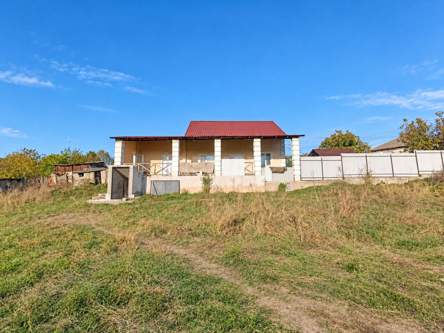 CASĂ CU TEREN DE 19 ARI ȘI GARAJ | CHIRCA,  ANENII NOI | 53.900 € - Poză 3
