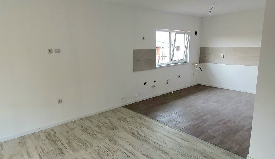 Case noi și ieftine, pe lacul Crevedia. - Poză 5