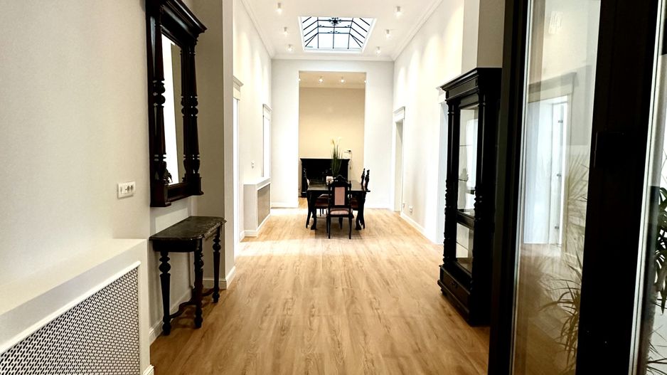 Magheru: 5 camere cu băi proprii – ideal business sau birouri - Poză 12