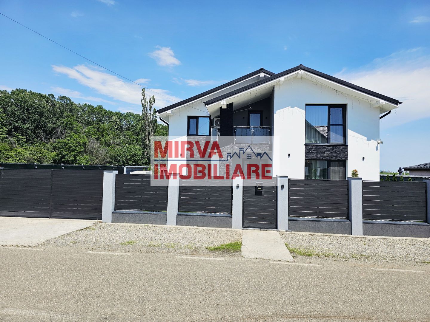 Vila moderna din Strejnicu – confort, natura și intimitate - Poză 58