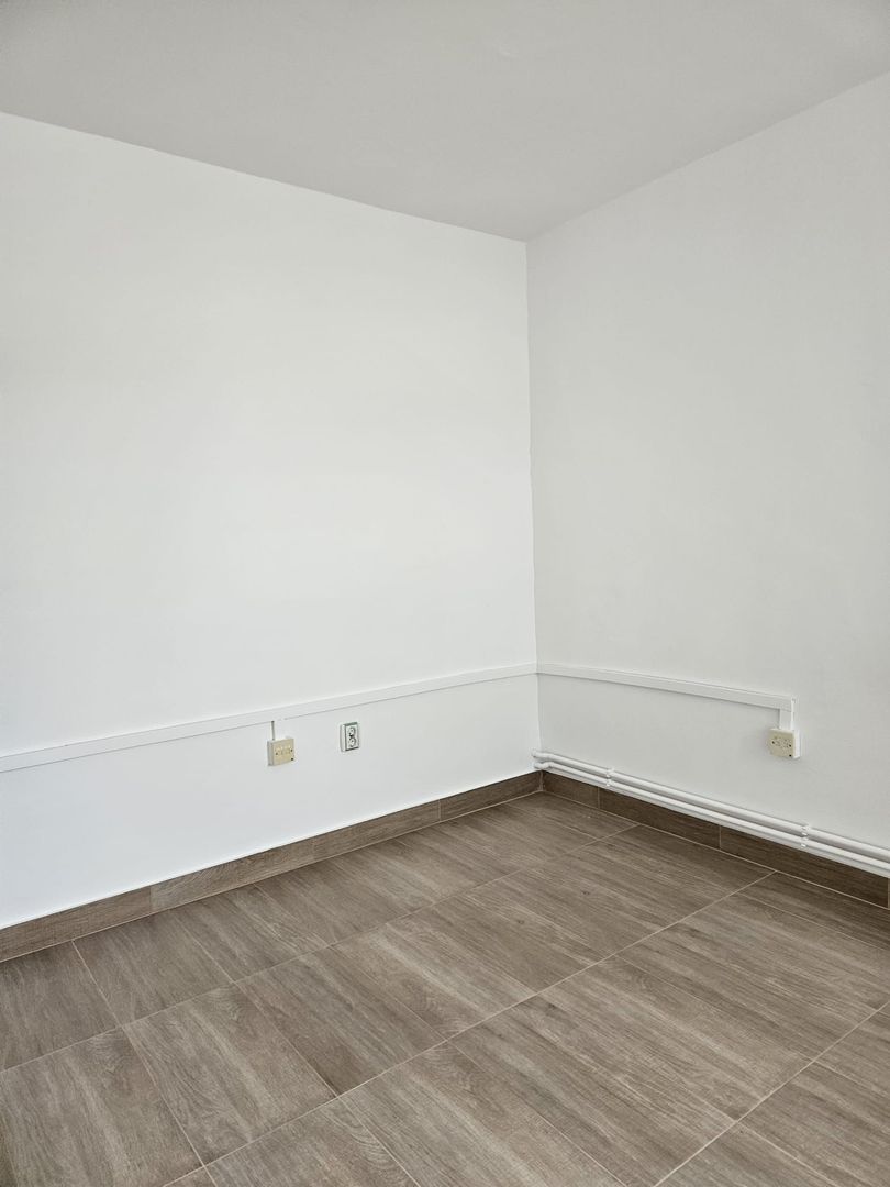 Exclusivitate- spațiu pretabil birouri - Poză 3