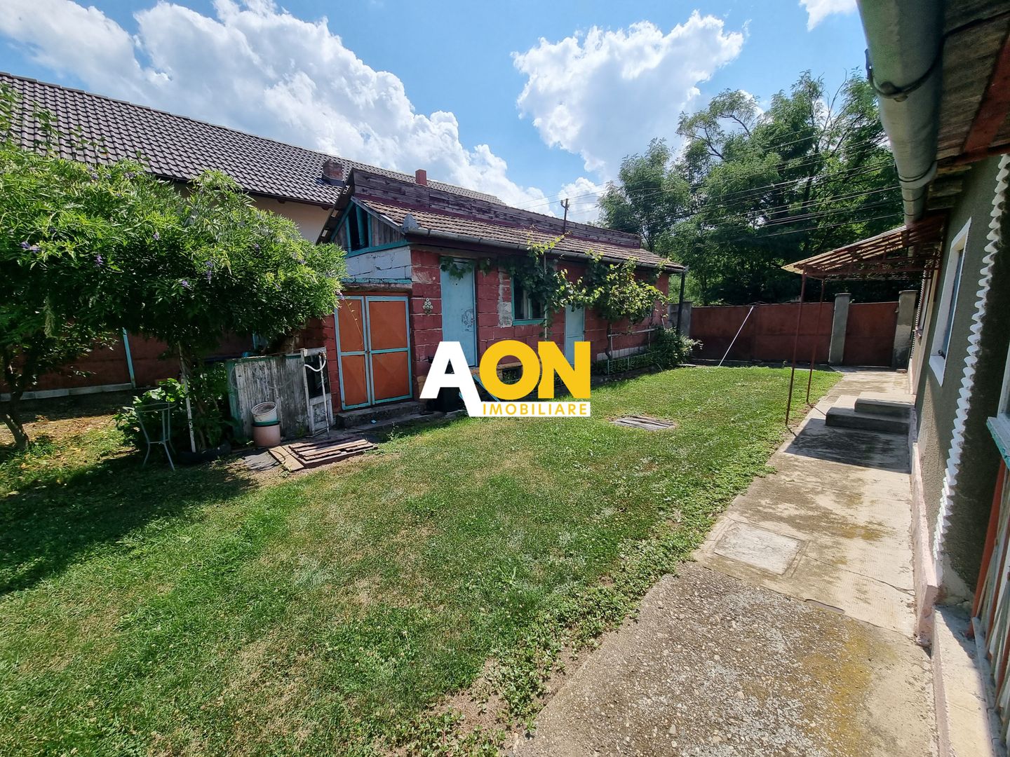 De vanzare casa 4 camere, 2150mp teren, Oarda de Sus - Poză 2