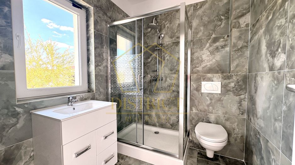 Duplex cu 4 camere, despărțit prin camera tehnica | Mosnita Noua - Poză 14