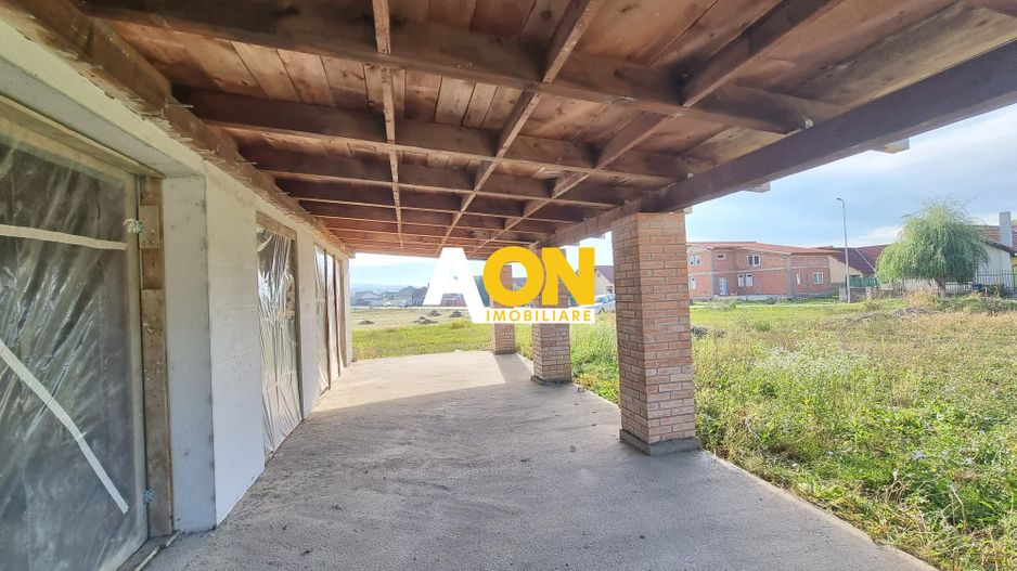 Casa individuala, 743 mp, toate utilitatile, Ciugud - Poză 3