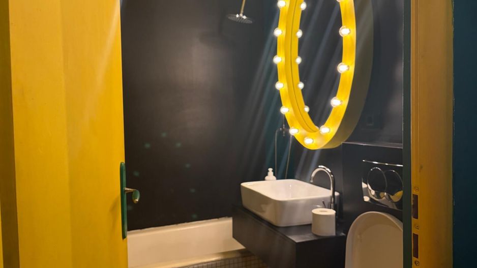 Apartament cochet, doua camere semidecomandat, 1 Mai - Poză 12