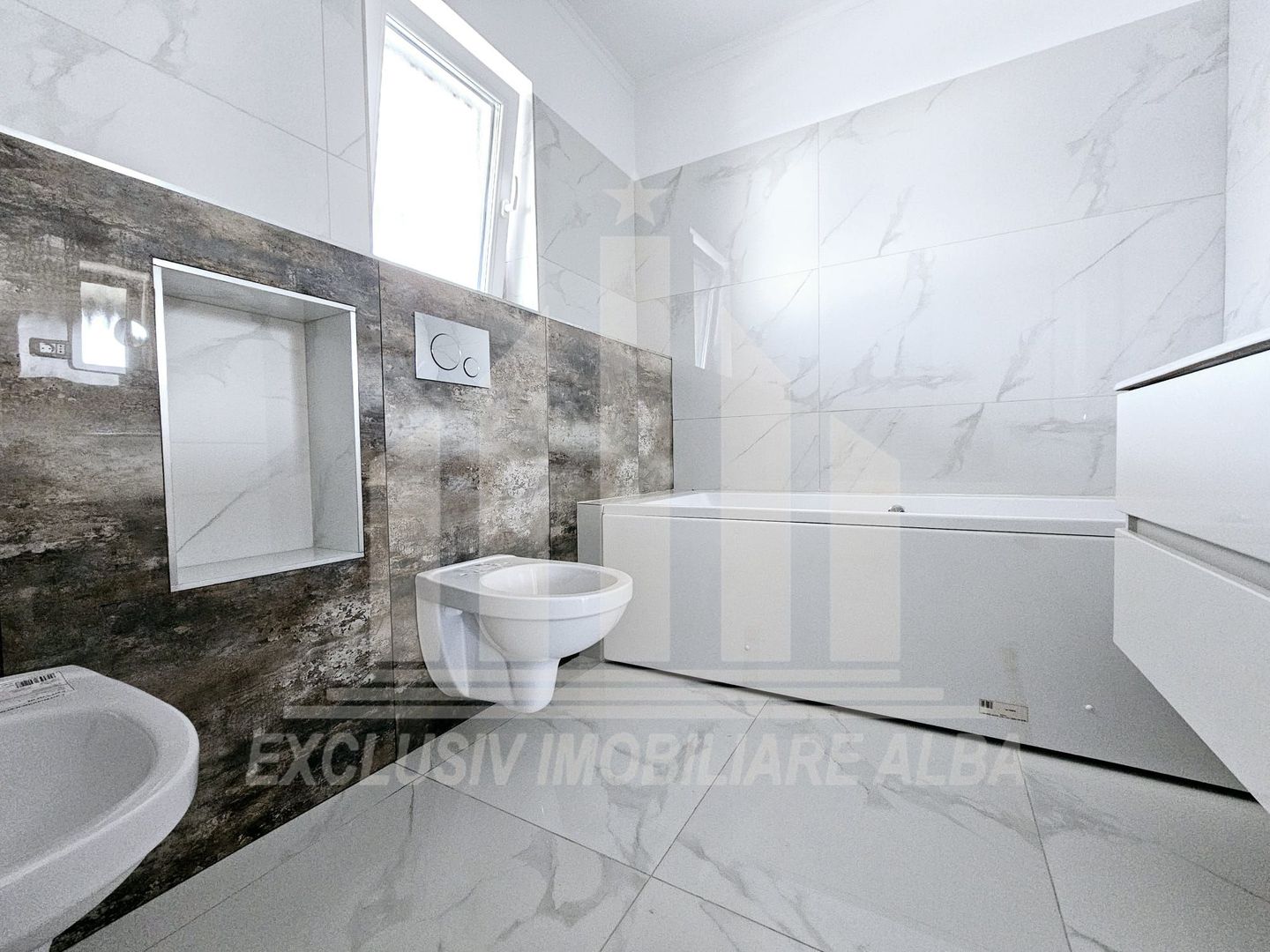 Casa insiruita de vanzare, Cetate - Poză 9