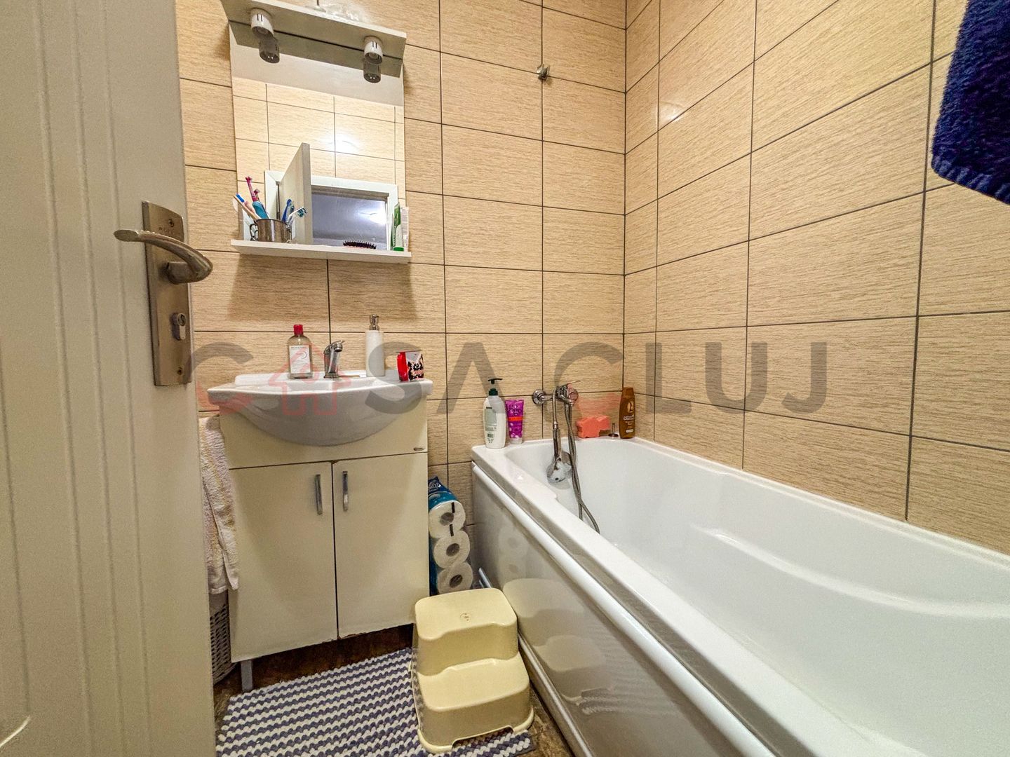 Bloc Nou 2018 - Etaj Intermediar - Finisat si Mobilat - Zona Revo Iris - Poză 6