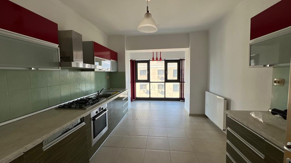 Inchiriere apartament 3 camere | Vedere spre lac | Emerald Residence - Poză 2