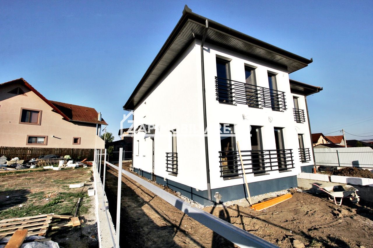 Casa la cheie 4 camere,2 bai,105mp,288 mp teren, 0% comision - Poză 2