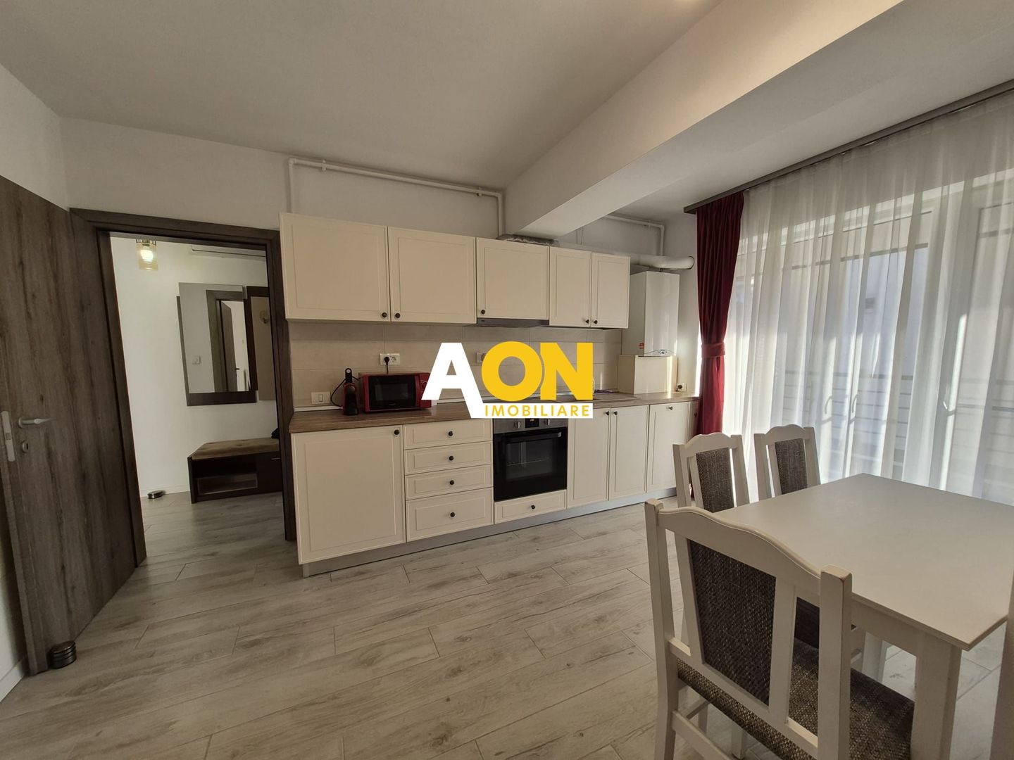 Apartament 2 Camere, Et.2,50 mp, Decomandat, Mobilat si utilat, Centru - Poză 2