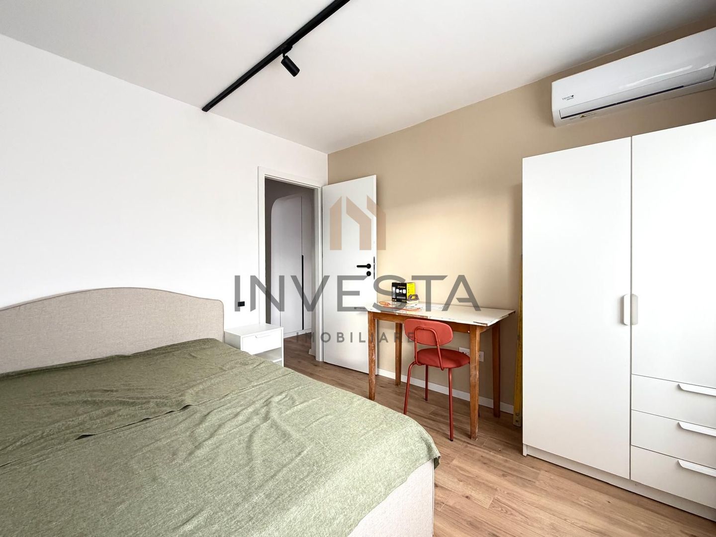 Apartament cu 4 camere in zona strazii Gheorghe Dima ! - Poză 10
