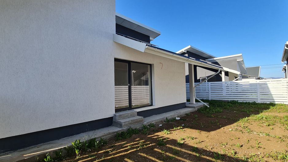 Casa finalizata si intabulata 3 camere Cartier Izvor Tarlungeni Brasov - Poză 16