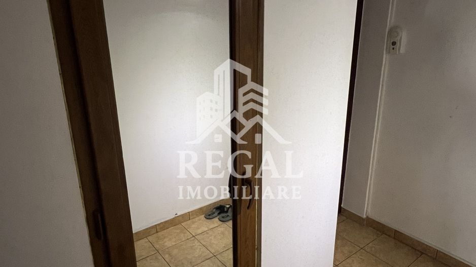 Apartament 2 camere decomandat – Micro 4 | Etaj 8/10 | Lift | Centrală - Poză 8