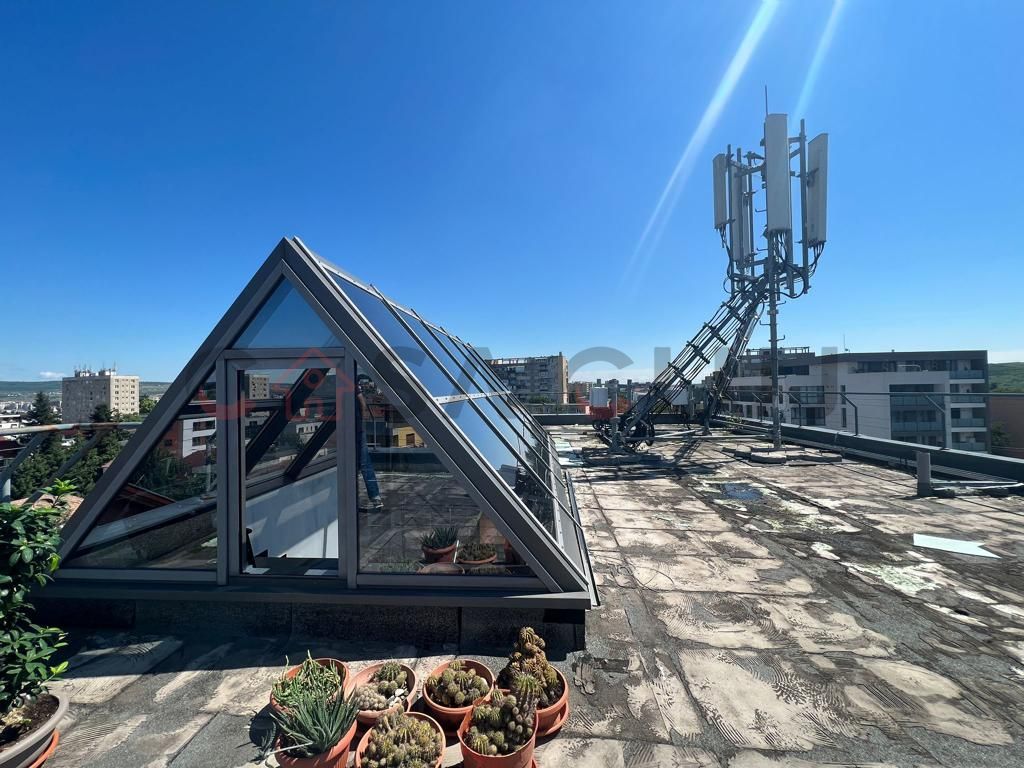 Clădire de birouri de vânzare, 700mp, locație excelentă, Cluj-Napoca ! - Poză 5