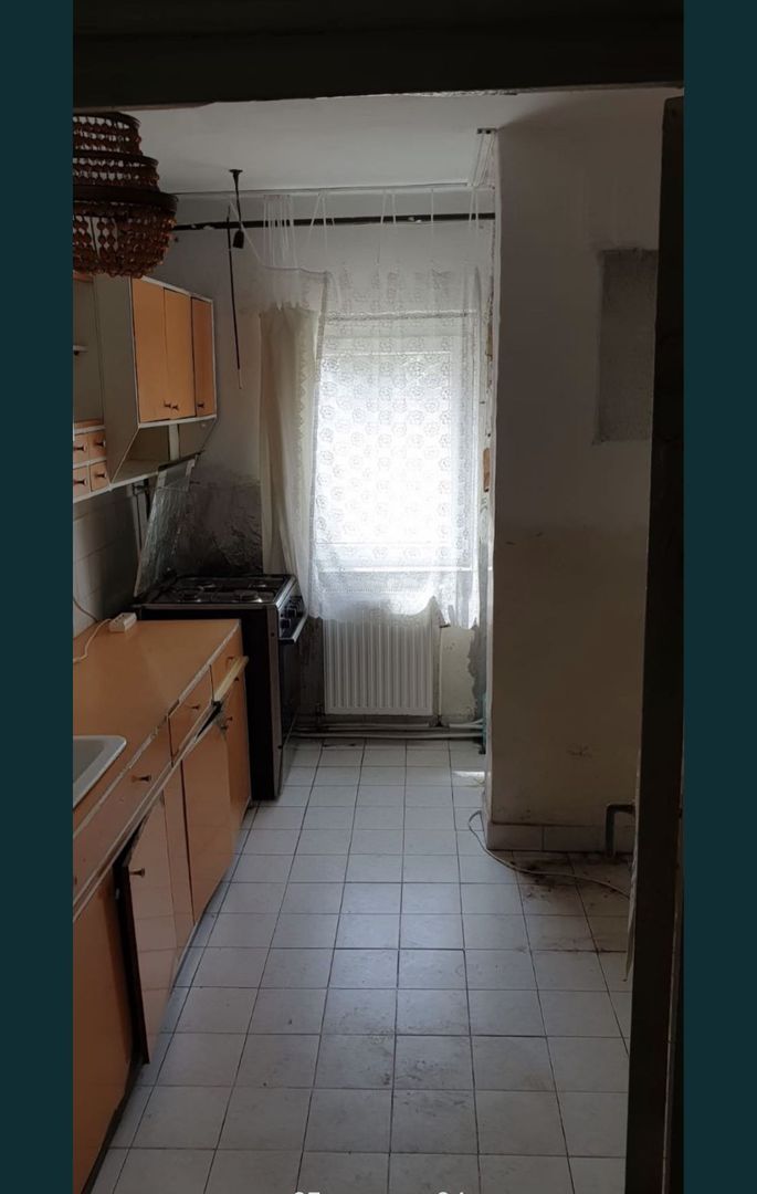 Agentia Europa vinde apartament 3 camere - Poză 2