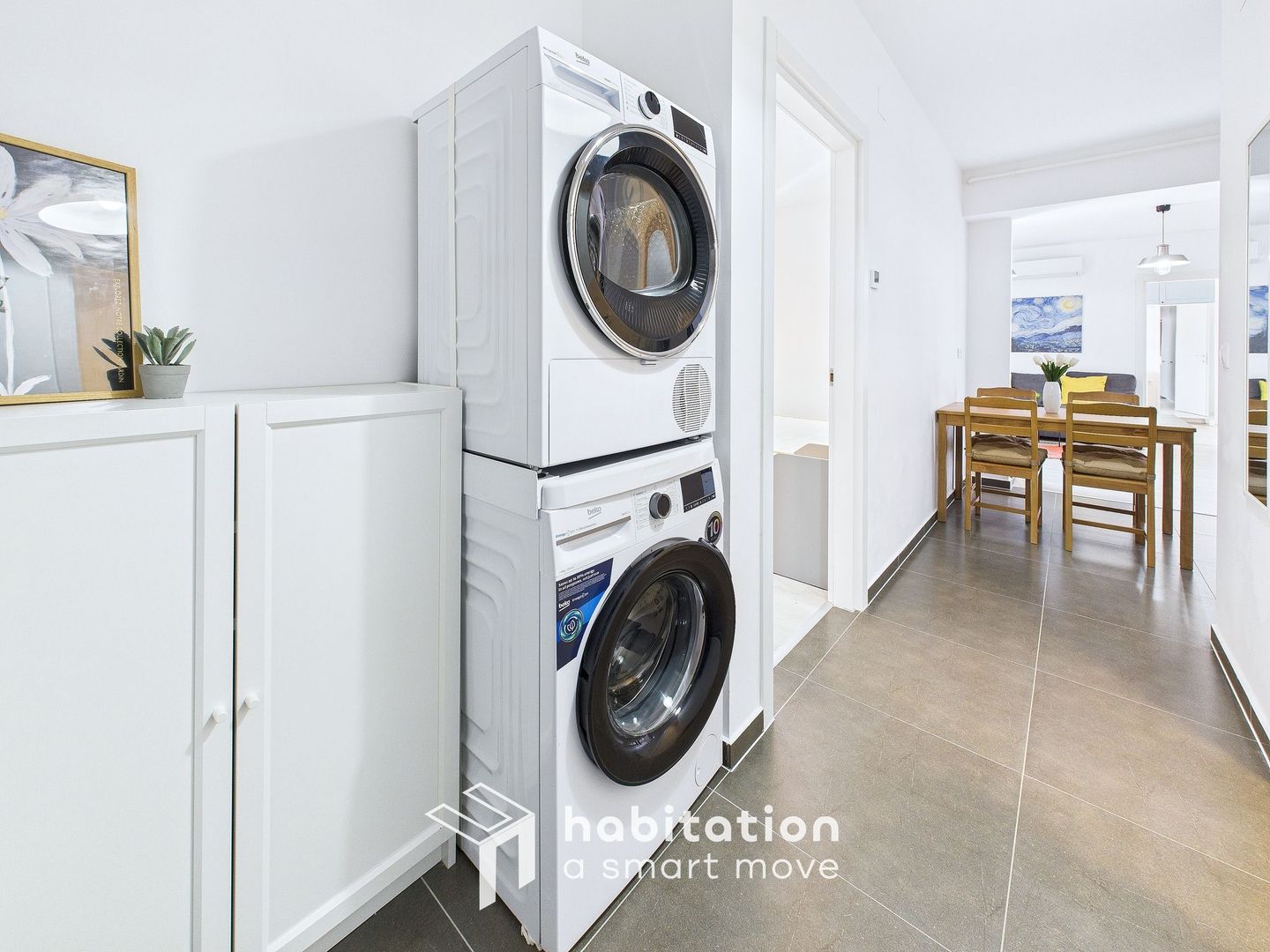 Apartament elegant si vibrant, vedere panoramicǎ ,zona Lipovei- Padure - Poză 20