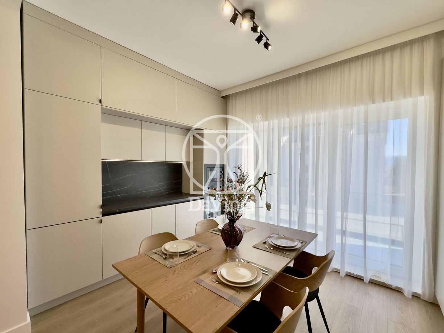 Apartament 2 camere, intabulat, mobilat si utilat (NCL-47D-Ra-ap.2) - Poză 8