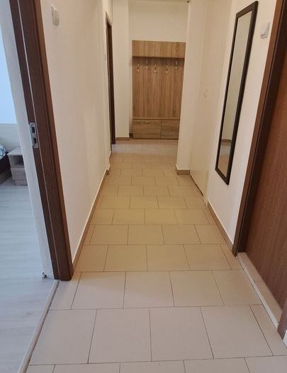 Apartament 2 camere renovat complet, etaj intermediar, liber imediat - Poză 9