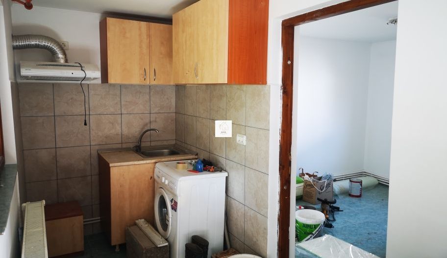 Casa mixta Urziceanca - Poză 6