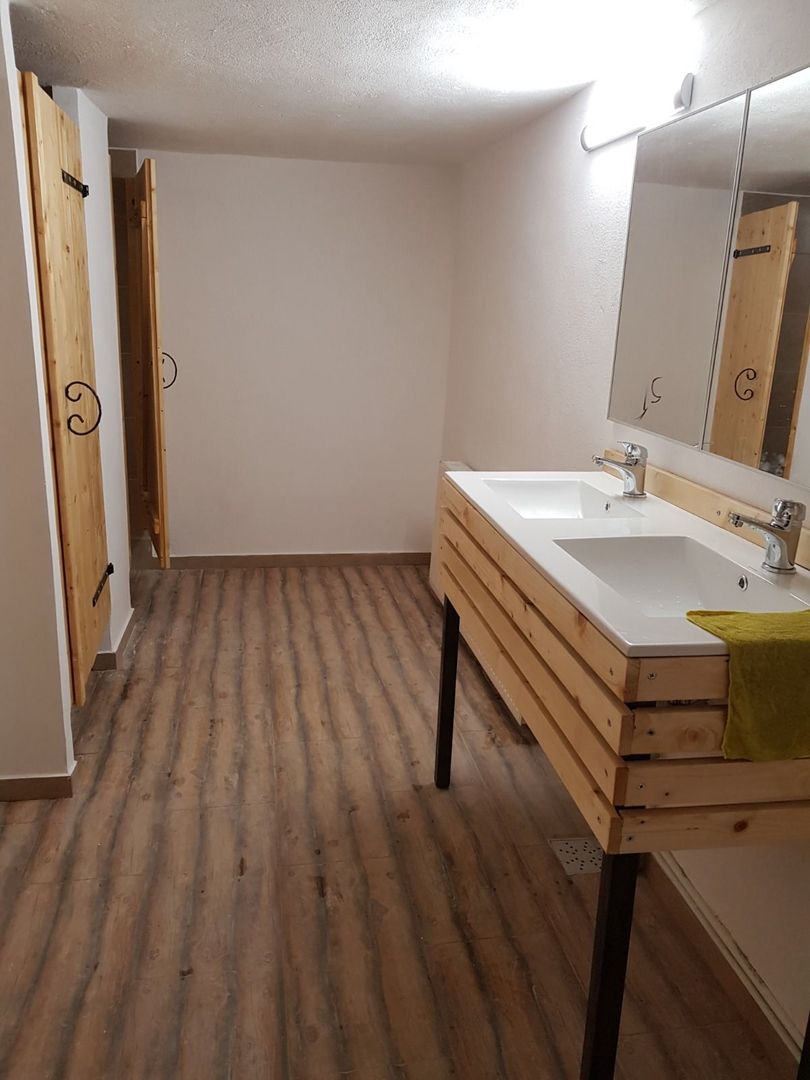 CAzare pentru firme,angajati zona Onix - Poză 12