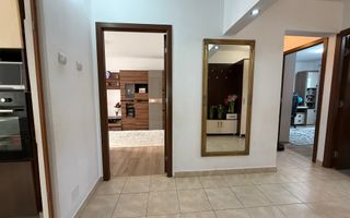 De vanzare Apartament Decomandat 3 Camere Zona Buna/Mobilat/Utilat - Poză 1