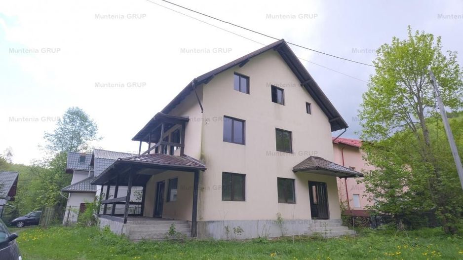 CHEIA - Valea Popii, vanzare vila S+P+E+M exceptionala, posibil si in rate - Poză 1